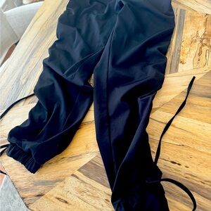 Five dance wear pants. Great for hip hop and contemporary. Excellent condition